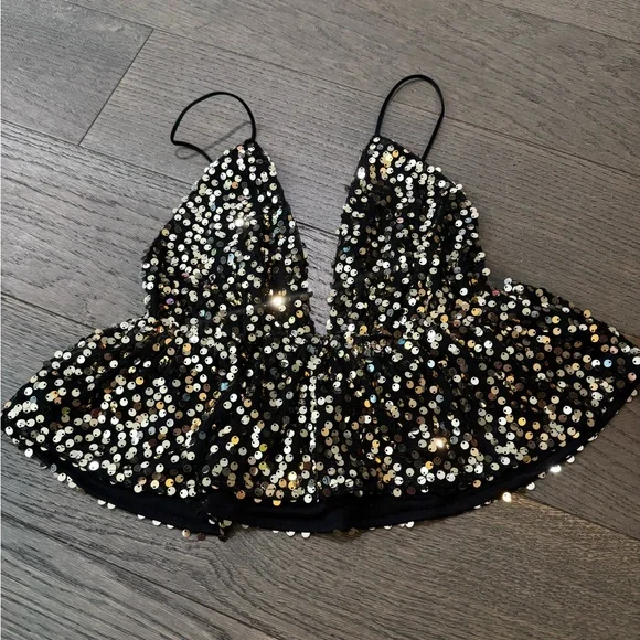 Sequin Black and Silver Tank Top - Picture 1 of 3